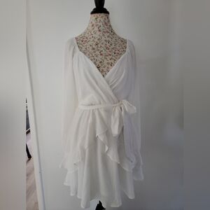 FRANCESCA'S TRIXXI Collections White Ruffle Dress SIZE LARGE